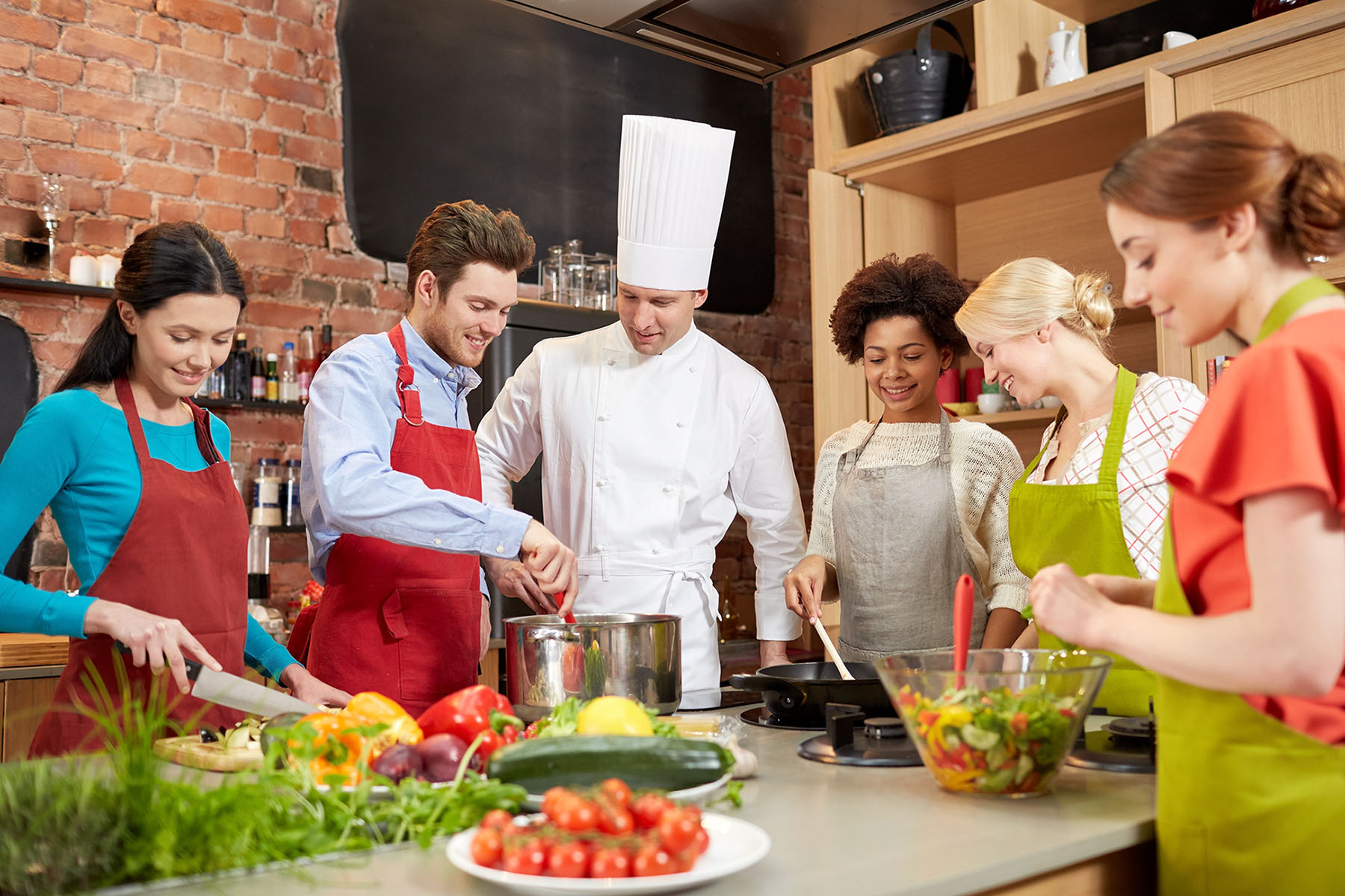 Culinary class with students and chef