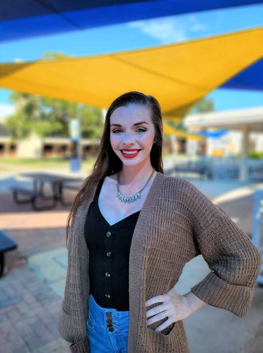 Leslie Grant, Online Student